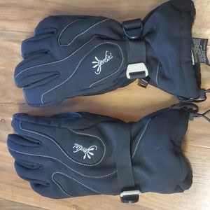 WOMENS GORDINI GLOVES SIZE SMALL